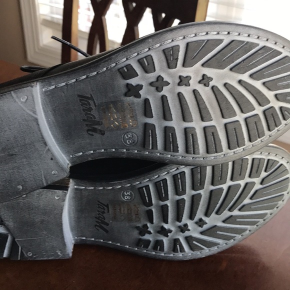 Tara M NEW Size 7-7.5 (38) Black Loris Lace-Up Boot - Picture 6 of 7